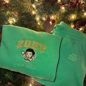 Zoey demon hunters embroidered set